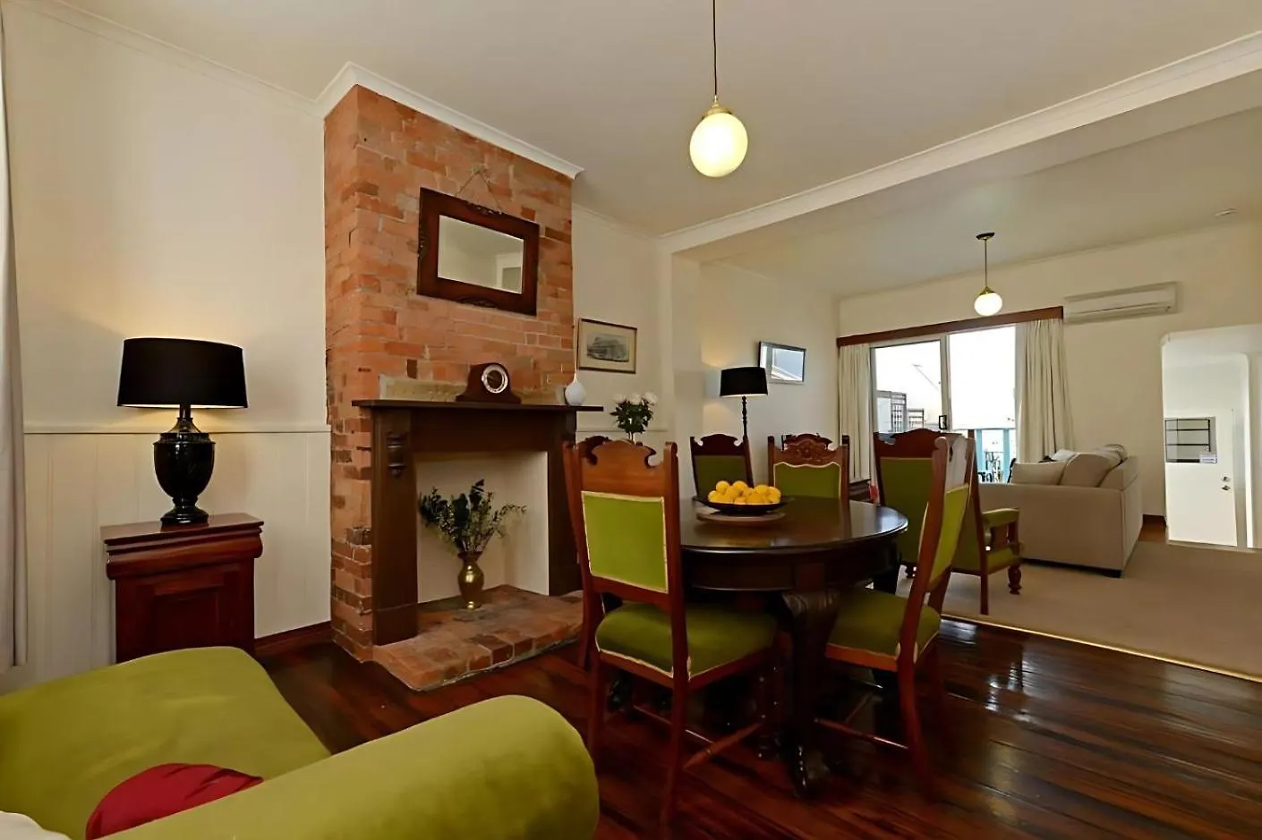 Holiday home Mr Watson'S Cottage Near The Battery Point Jetty Hobart